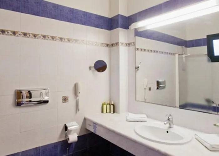 Pefkos & Hotel Pefki (Rhodes)