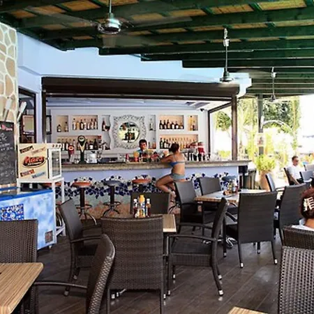 Pefkos & Hotel 3*
