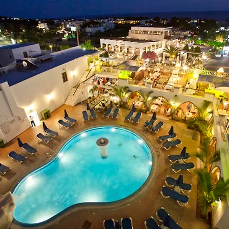 Hotel Pefkos &