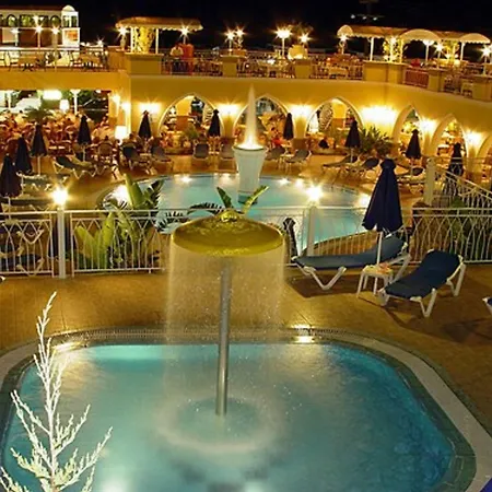 Pefkos & Hotel Pefki