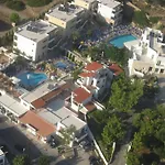 Pefkos & Pefki