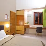 Pefkos & Hotel 3*