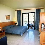 Pefkos & Hotel